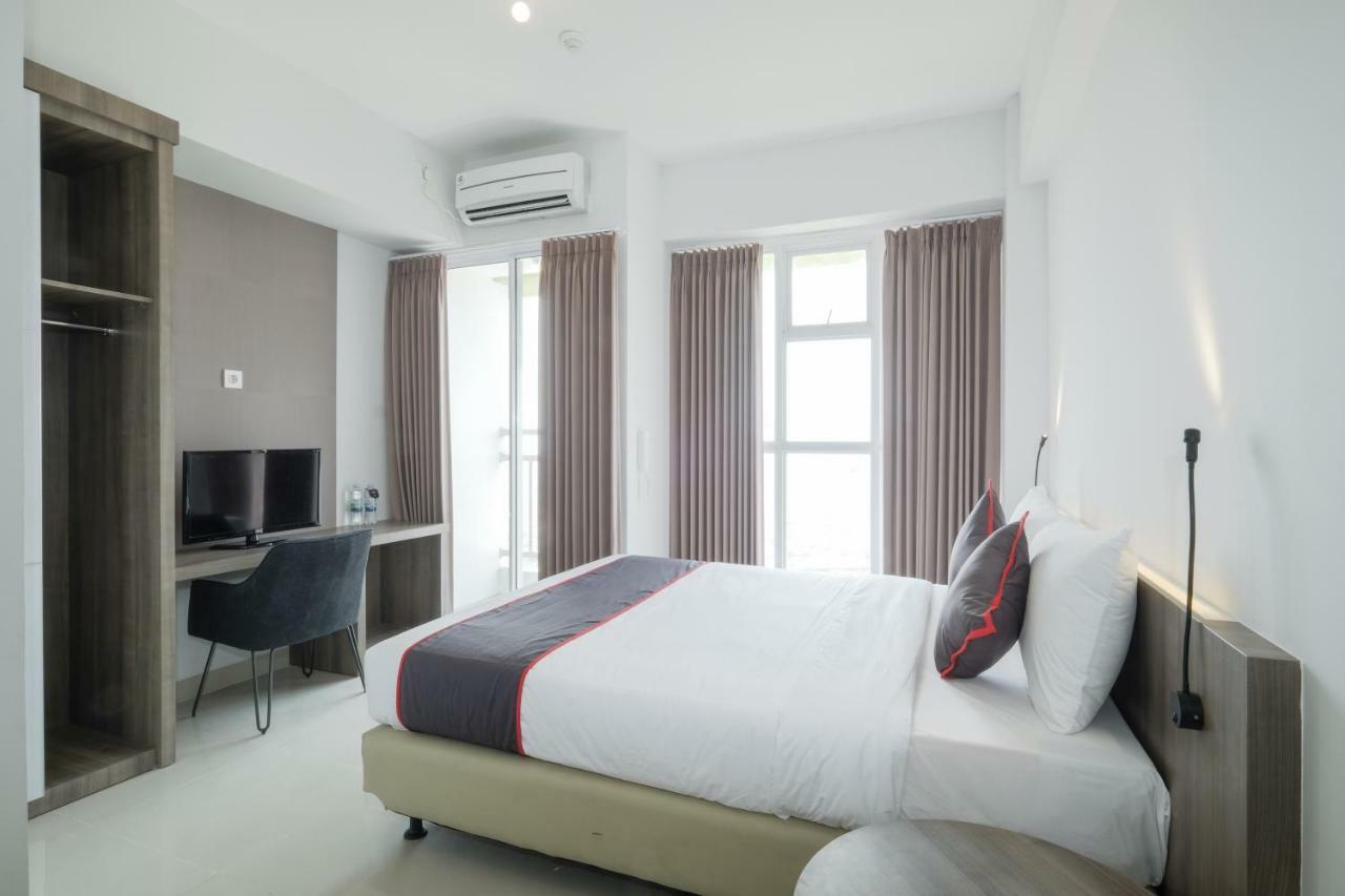 Collection O 15 Taman Melati Merr Surabaya Exterior foto