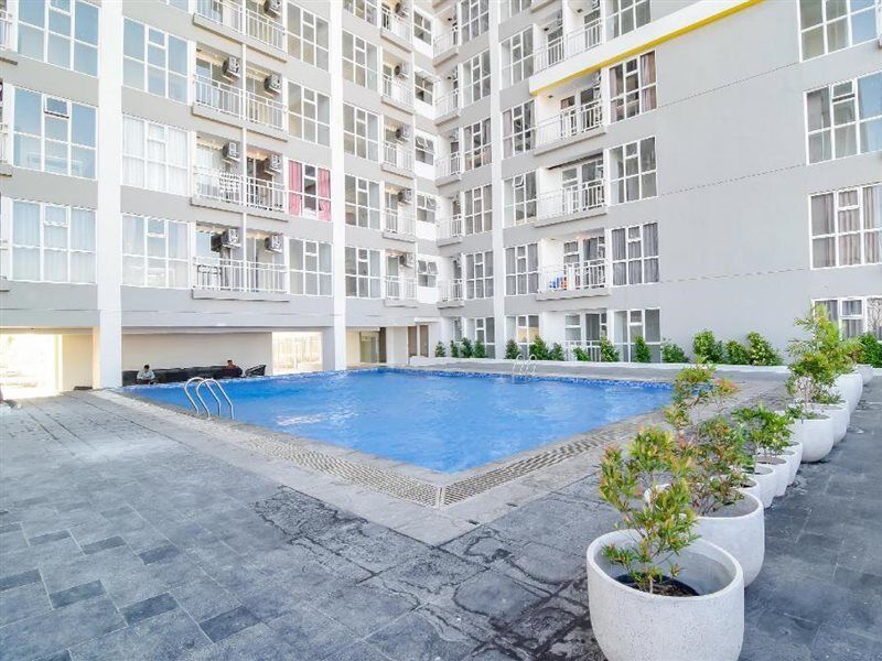 Collection O 15 Taman Melati Merr Surabaya Exterior foto